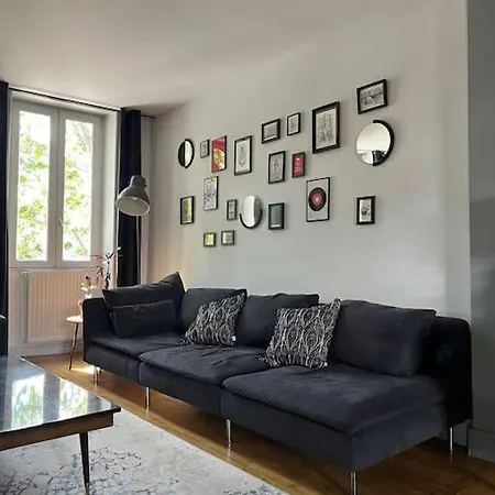 Duplex De Charme En Centre Ville Avec Terrasse Brive-la-Gaillarde Exterior foto